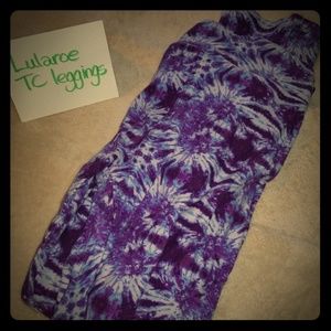 Lularoe purple tie dye leggings TC